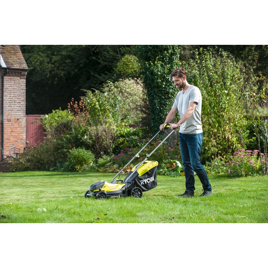 ONE + / Газонокосилка RYOBI RLM18X33B40 ONE + / Газонокосилка RYOBI RLM18X33B40