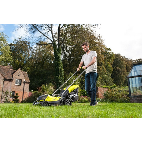 ONE + / Газонокосилка RYOBI RLM18X33B40 ONE + / Газонокосилка RYOBI RLM18X33B40