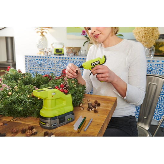 ONE + / Термоклеевой пистолет RYOBI RGLM18-0 (без батареи)