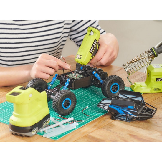 ONE + / Термоклеевой пистолет RYOBI RGLM18-0 (без батареи)