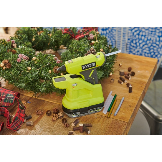 ONE + / Термоклеевой пистолет RYOBI RGLM18-0 (без батареи)