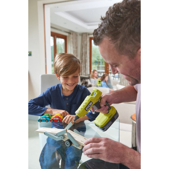 ONE + / Термоклеевой пистолет RYOBI R18GLU-0 (без батареи) ONE + / Термоклеевой пистолет RYOBI R18GLU-0 (без батареи)