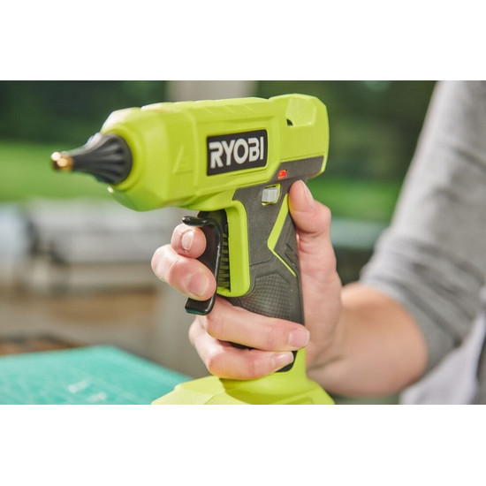 ONE + / Термоклеевой пистолет RYOBI RGLU18-0 ONE + / Термоклеевой пистолет RYOBI RGLU18-0
