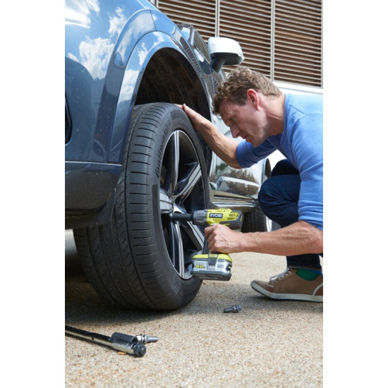 ONE + / Гайковерт RYOBI R18IW3-120S