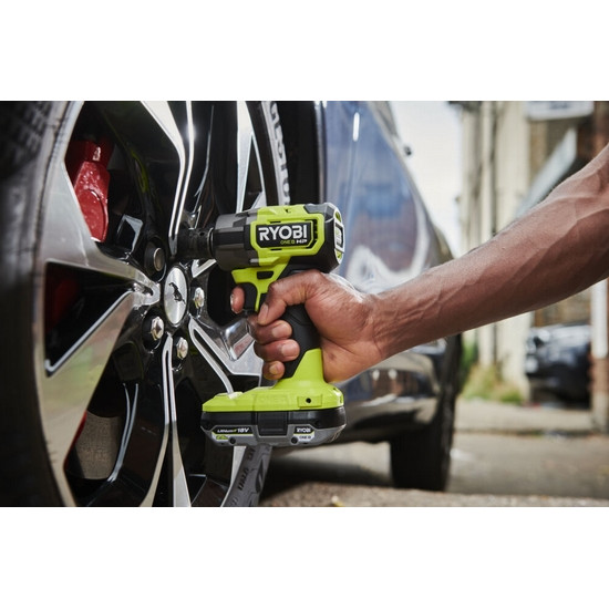 ONE + / Гайковерт RYOBI RIW18C-0 (без батареи)