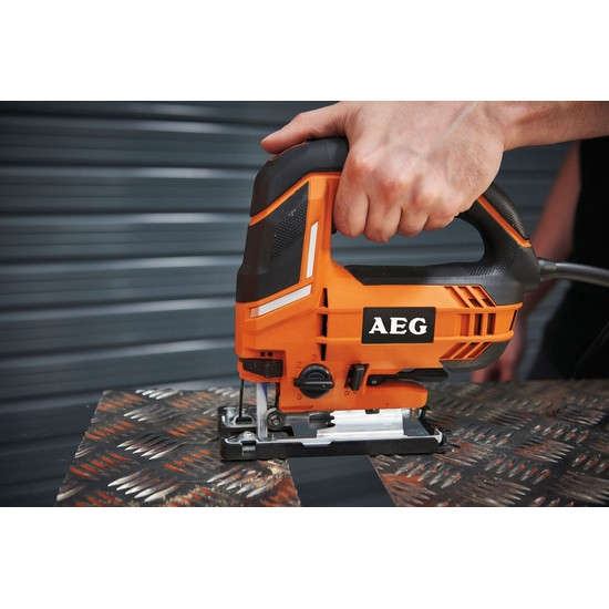 Лобзик AEG STEP100 X Лобзик AEG STEP100 X