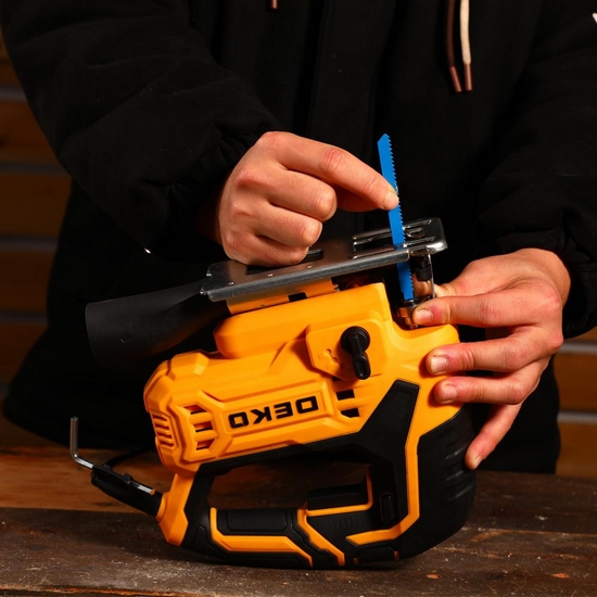 Лобзик DEKO DKJS850E Лобзик DEKO DKJS850E
