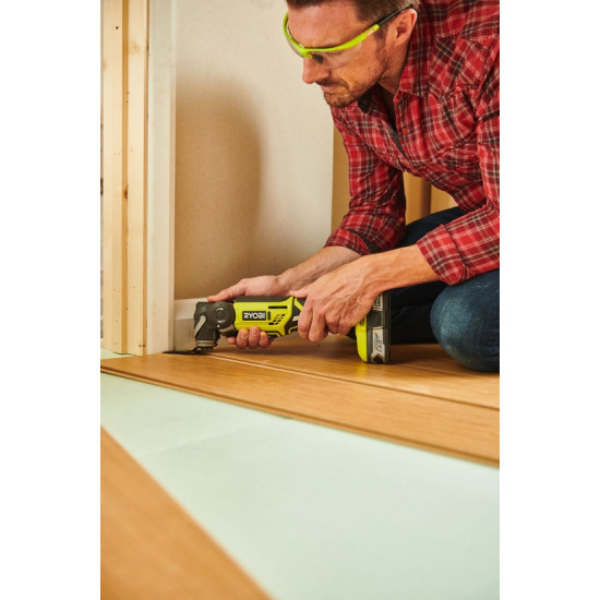 ONE + / Многофункциональный инструмент RYOBI R18MT-0 (без батареи)