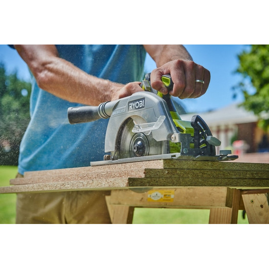 ONE + / Пила циркулярная RYOBI R18CS7-0 (CSBL-0) (без батареи) ONE + / Пила циркулярная RYOBI R18CS7-0 (CSBL-0) (без батареи)