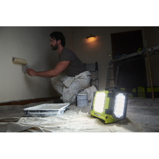 ONE + / Фонарь RYOBI RLP18-0 (без батареи) ONE + / Фонарь RYOBI RLP18-0 (без батареи)