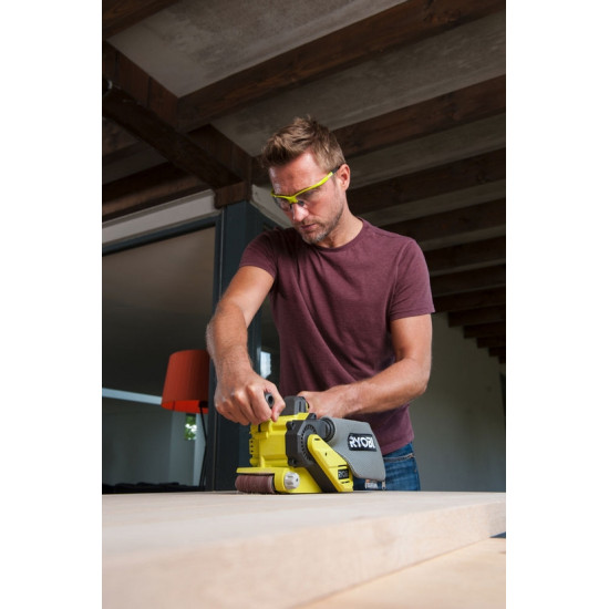 ONE + / Ленточная шлифмашина RYOBI R18BS-0 (без батареи)