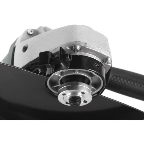 Углошлифмашина Hammer USM2400D Углошлифмашина Hammer USM2400D