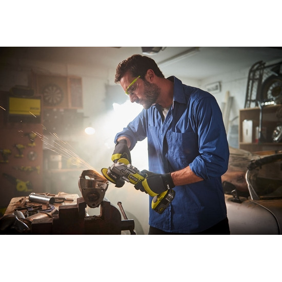 ONE + / Углошлифмашина RYOBI R18AG7-140S
