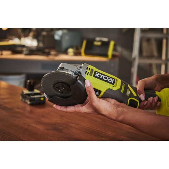 ONE + / Углошлифмашина RYOBI RAG18115-0 (без батареи) ONE + / Углошлифмашина RYOBI RAG18115-0 (без батареи)