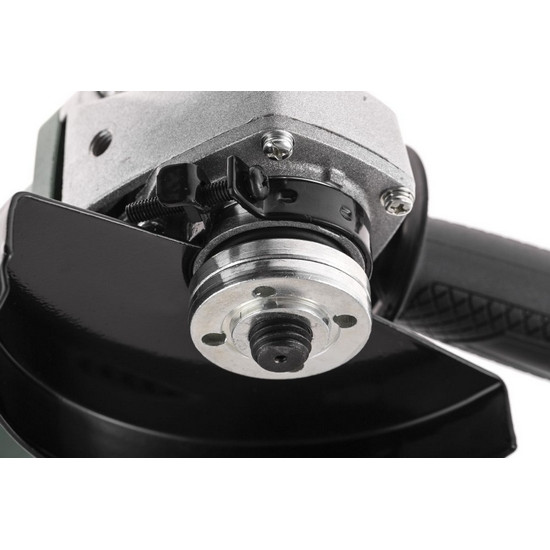 Углошлифмашина Hammer USM1050A Углошлифмашина Hammer USM1050A