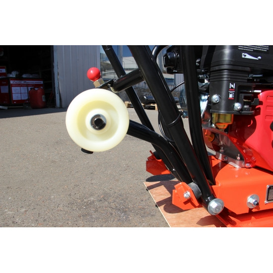 Виброплита Impulse VP60TL Loncin G200F (бак, колеса) Виброплита Impulse VP60TL Loncin G200F (бак, колеса)