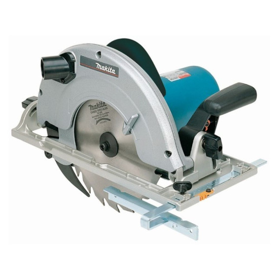Циркулярная пила MAKITA 5903 R в кор. Циркулярная пила MAKITA 5903 R в кор.