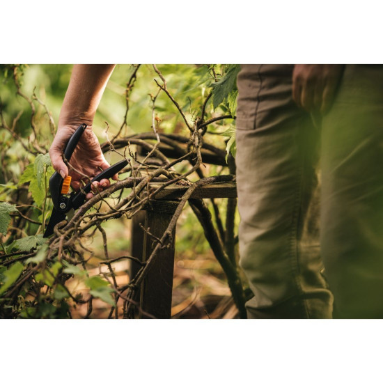 Секатор плоскостной FISKARS Single Step Секатор плоскостной FISKARS Single Step
