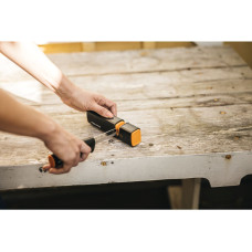 Точилка для топоров и ножей Xsharp FISKARS