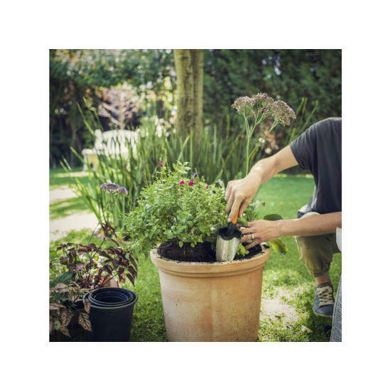 Совок садовый Premium FISKARS Совок садовый Premium FISKARS