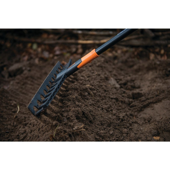 Грабли универсальные Solid FISKARS Грабли универсальные Solid FISKARS