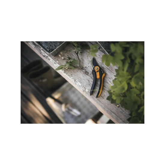 Секатор плоскостной FISKARS Plus Smartfit P541 Секатор плоскостной FISKARS Plus Smartfit P541