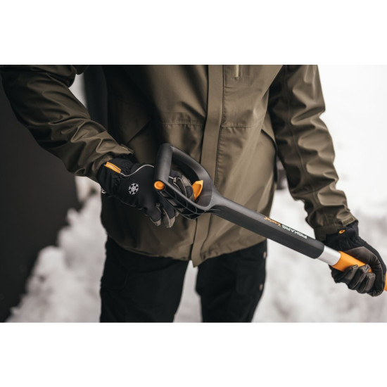 Лопата снеговая автомобильная телескопическая X-series FISKARS Лопата снеговая автомобильная телескопическая X-series FISKARS