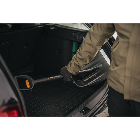 Лопата снеговая автомобильная телескопическая X-series FISKARS Лопата снеговая автомобильная телескопическая X-series FISKARS