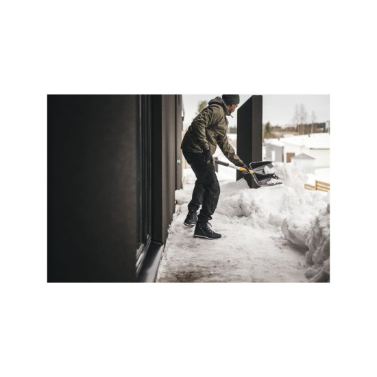 Лопата снеговая телескопическая X-series FISKARS Лопата снеговая телескопическая X-series FISKARS