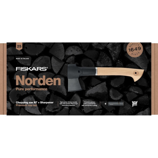 Топор Norden N7 FISKARS + точилка (комплект) Топор Norden N7 FISKARS + точилка (комплект)