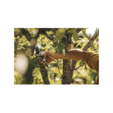 Секатор плоскостной металлический FISKARS Plus PowerLever P751