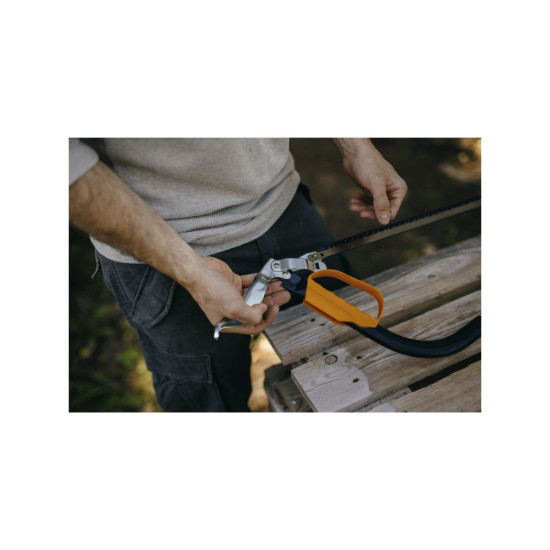 Пила лучковая малая SW30 FISKARS Пила лучковая малая SW30 FISKARS