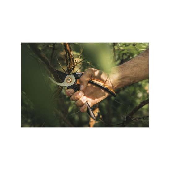 Секатор плоскостной FISKARS Solid P341 Секатор плоскостной FISKARS Solid P341