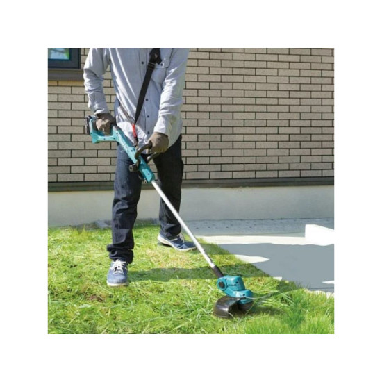 Триммер аккум. MAKITA LXT DUR193SF 1 акк., 3.0 А/ч, Li-Ion, ЗУ DC18SD в кор. Триммер аккум. MAKITA LXT DUR193SF 1 акк., 3.0 А/ч, Li-Ion, ЗУ DC18SD в кор.
