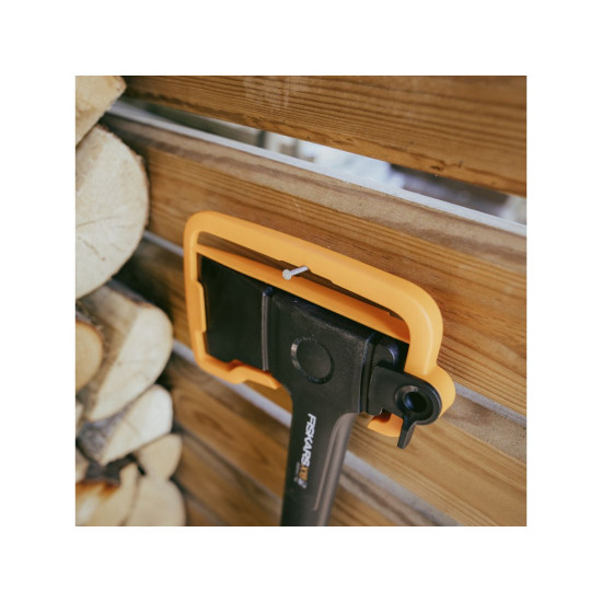 Топор универсальный X18 S FISKARS Топор универсальный X18 S FISKARS