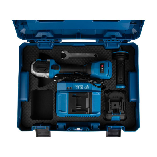 Аккум. углошлифмашина BULL CSG 1812-1 SR Xcase XLTpro 1x4 Ач БЕСЩЕТ, 125 мм, рег. об., 10 000 об/мин Аккум. углошлифмашина BULL CSG 1812-1 SR Xcase XLTpro 1x4 Ач БЕСЩЕТ, 125 мм, рег. об., 10 000 об/мин