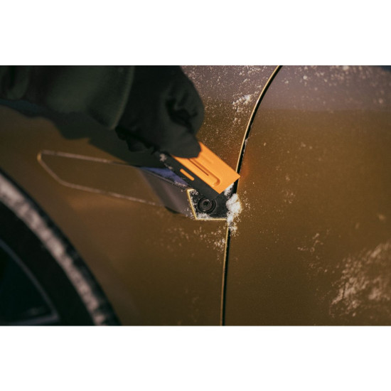 Скребок автомобильный двусторонний Solid Duo FISKARS Скребок автомобильный двусторонний Solid Duo FISKARS