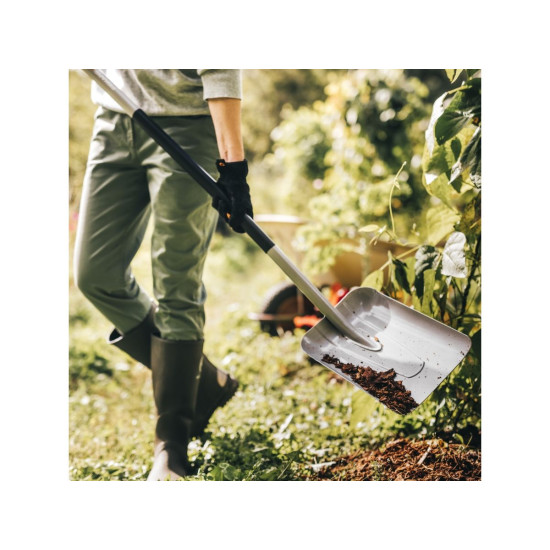 Лопата совковая Xact FISKARS Лопата совковая Xact FISKARS